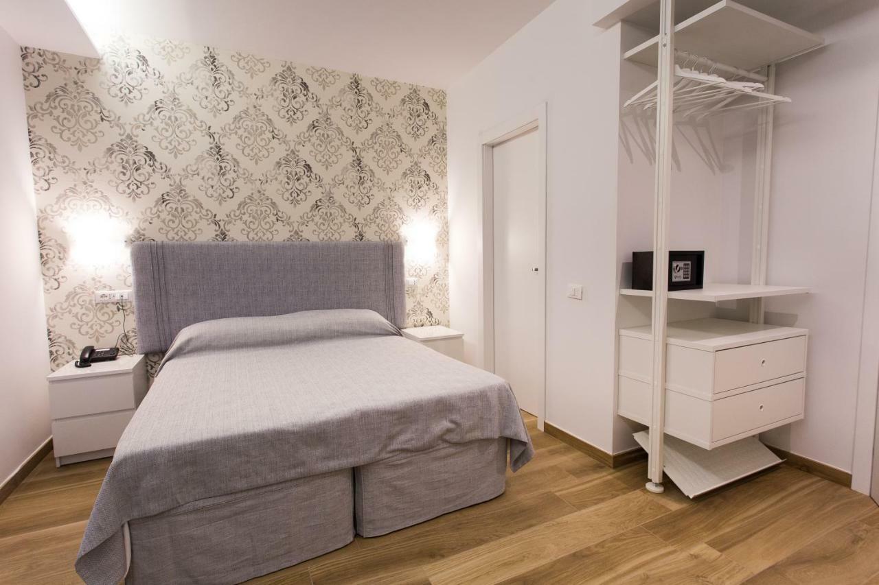 B&B Maria Rosaria Ladispoli Eksteriør bilde